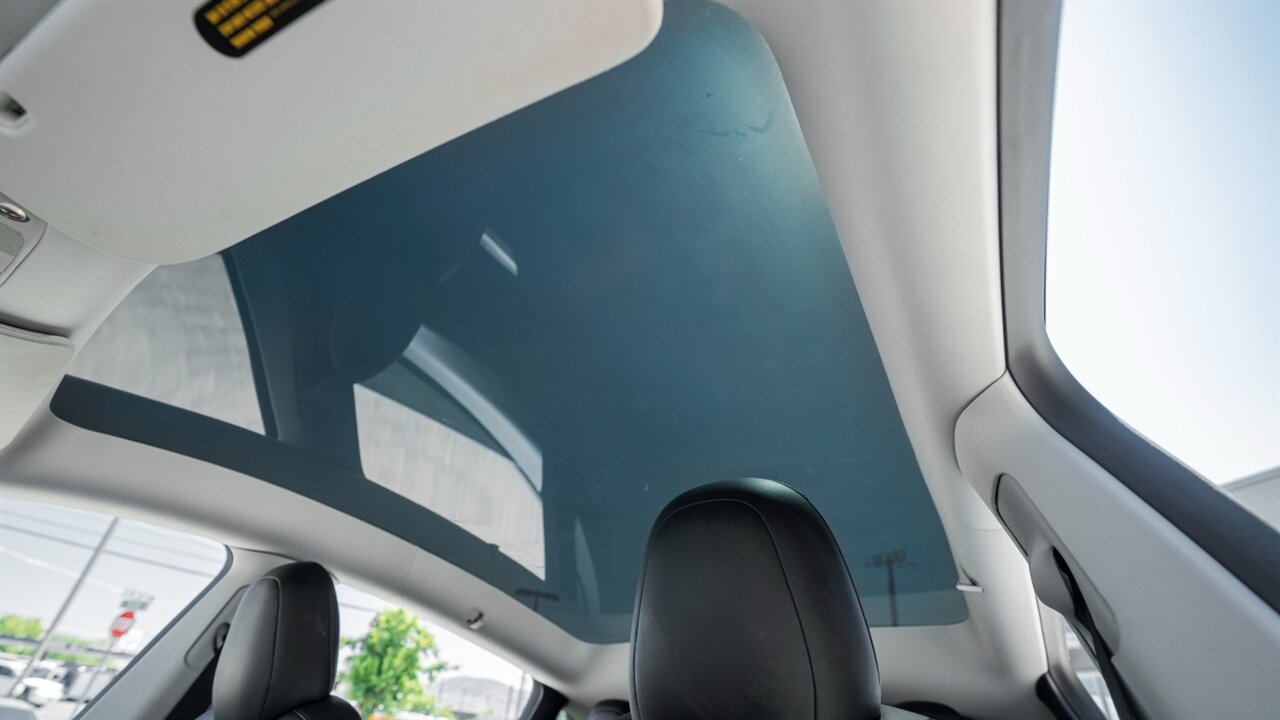 2022 Tesla Model Y Performance   - Photo 14 - Reno, NV 89511