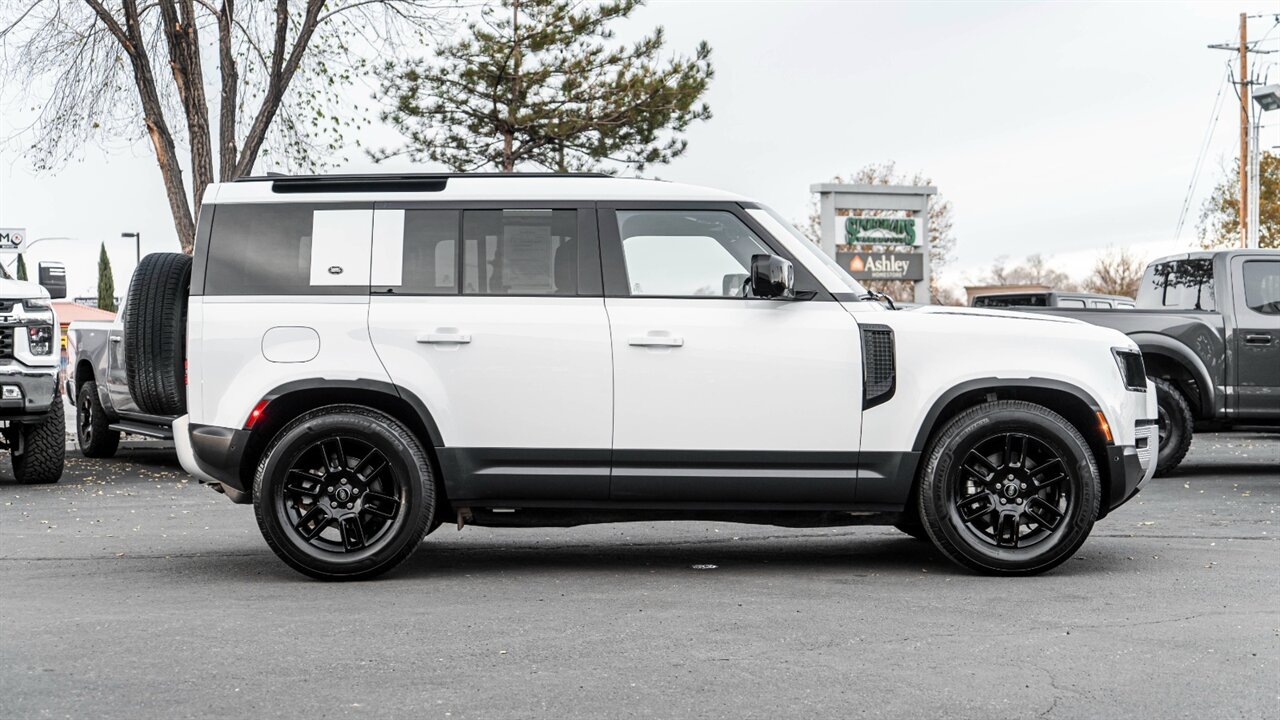 2024 Land Rover Defender S   - Photo 5 - Reno, NV 89511