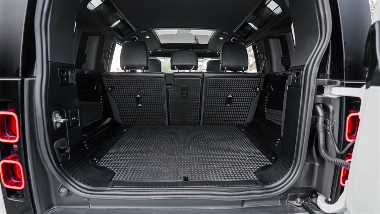 2024 Land Rover Defender S   - Photo 38 - Reno, NV 89511