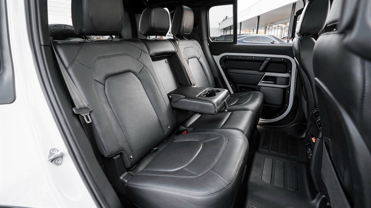 2024 Land Rover Defender S   - Photo 35 - Reno, NV 89511