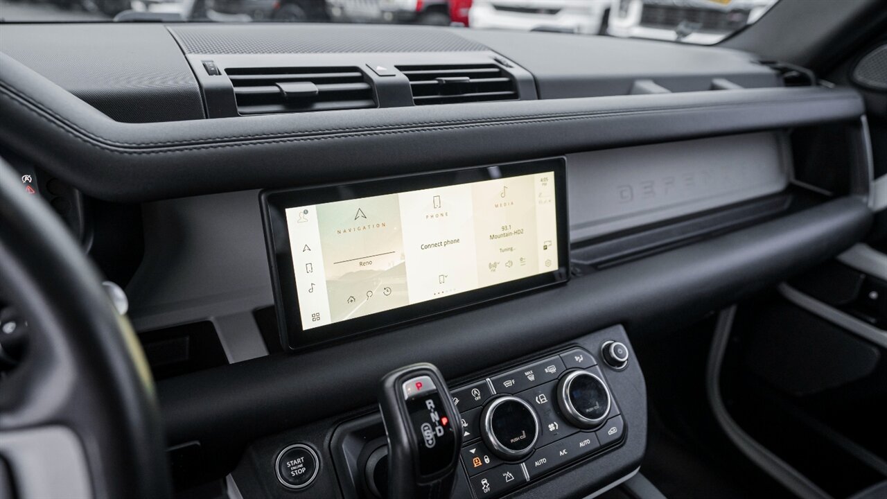 2024 Land Rover Defender S   - Photo 30 - Reno, NV 89511