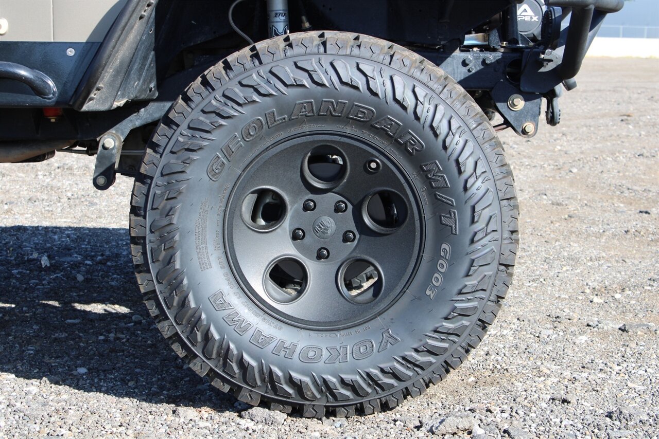 1988 Jeep Wrangler Sahara  V8 Swap - Photo 16 - Reno, NV 89511
