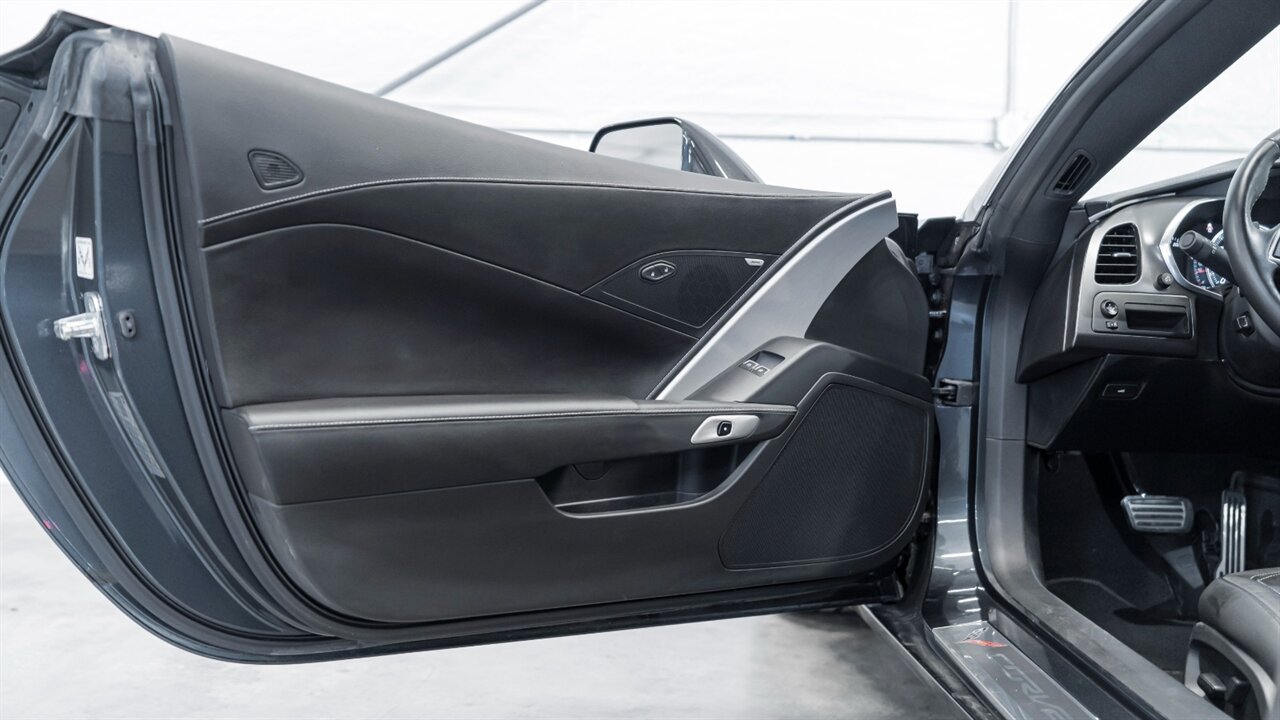 2019 Chevrolet Corvette Stingray Z51 1LT - Photo 21 - Reno, NV 89511