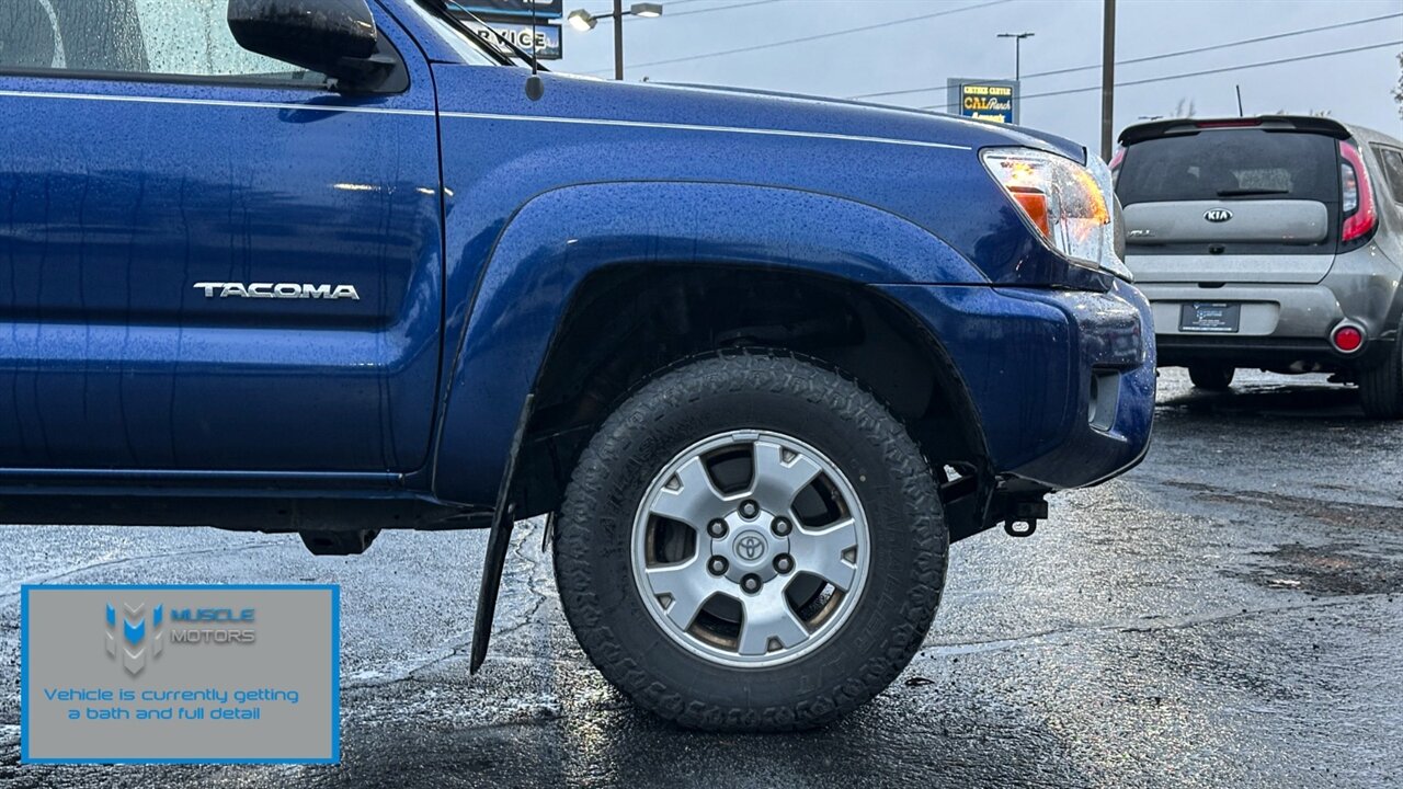 2015 Toyota Tacoma Base V6 photo 4