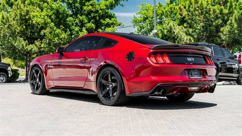 2017 Ford Mustang GT Premium  