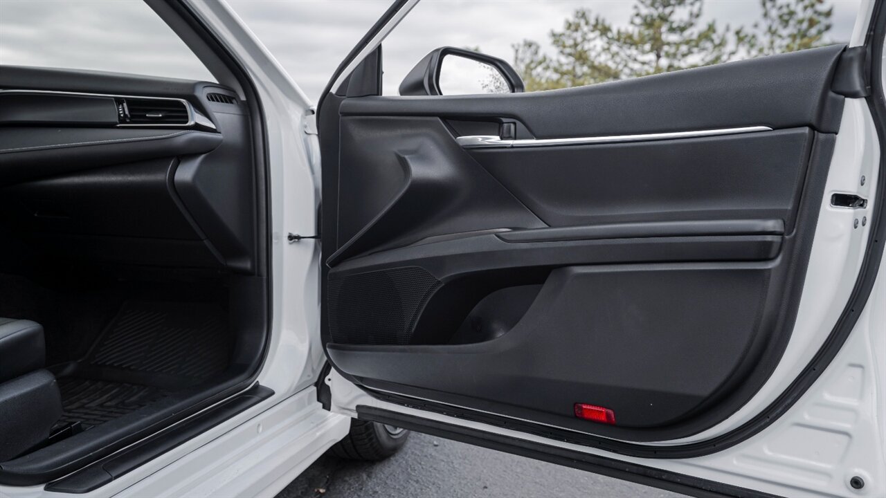 2023 Toyota Camry SE   - Photo 30 - Reno, NV 89511