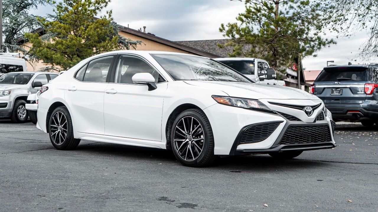 2023 Toyota Camry SE   - Photo 1 - Reno, NV 89511