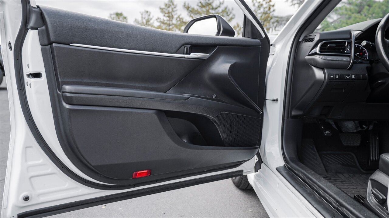 2023 Toyota Camry SE   - Photo 16 - Reno, NV 89511