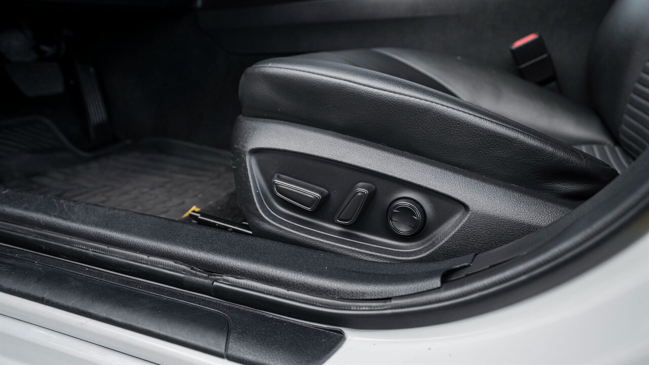 2023 Toyota Camry SE   - Photo 18 - Reno, NV 89511