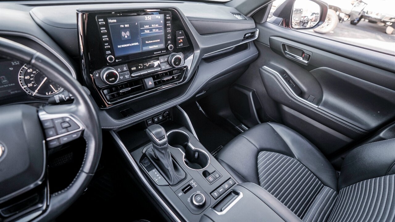 2021 Toyota Highlander XSE   - Photo 31 - Reno, NV 89511