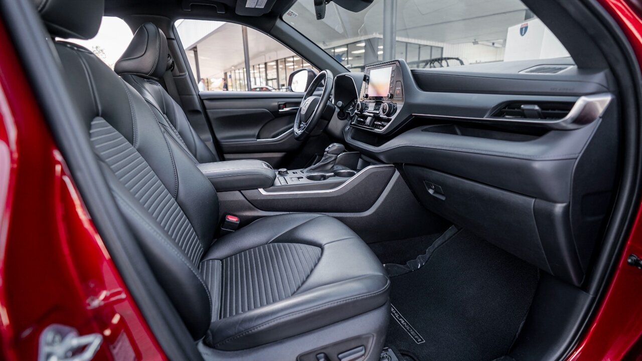 2021 Toyota Highlander XSE   - Photo 19 - Reno, NV 89511