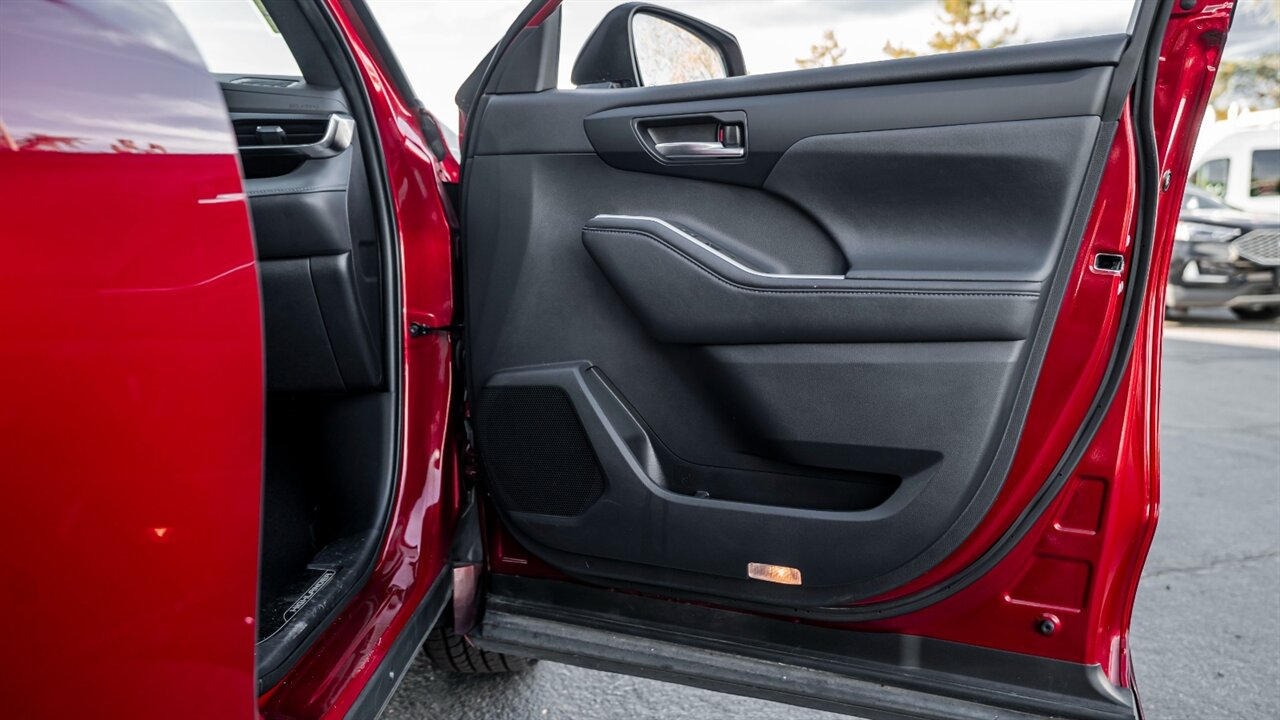 2021 Toyota Highlander XSE   - Photo 33 - Reno, NV 89511