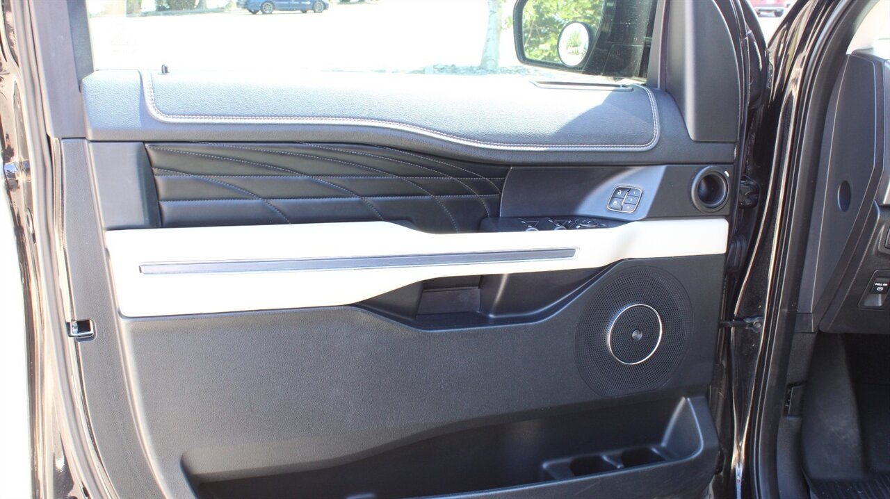 2019 Ford Expedition Platinum   - Photo 21 - Reno, NV 89511