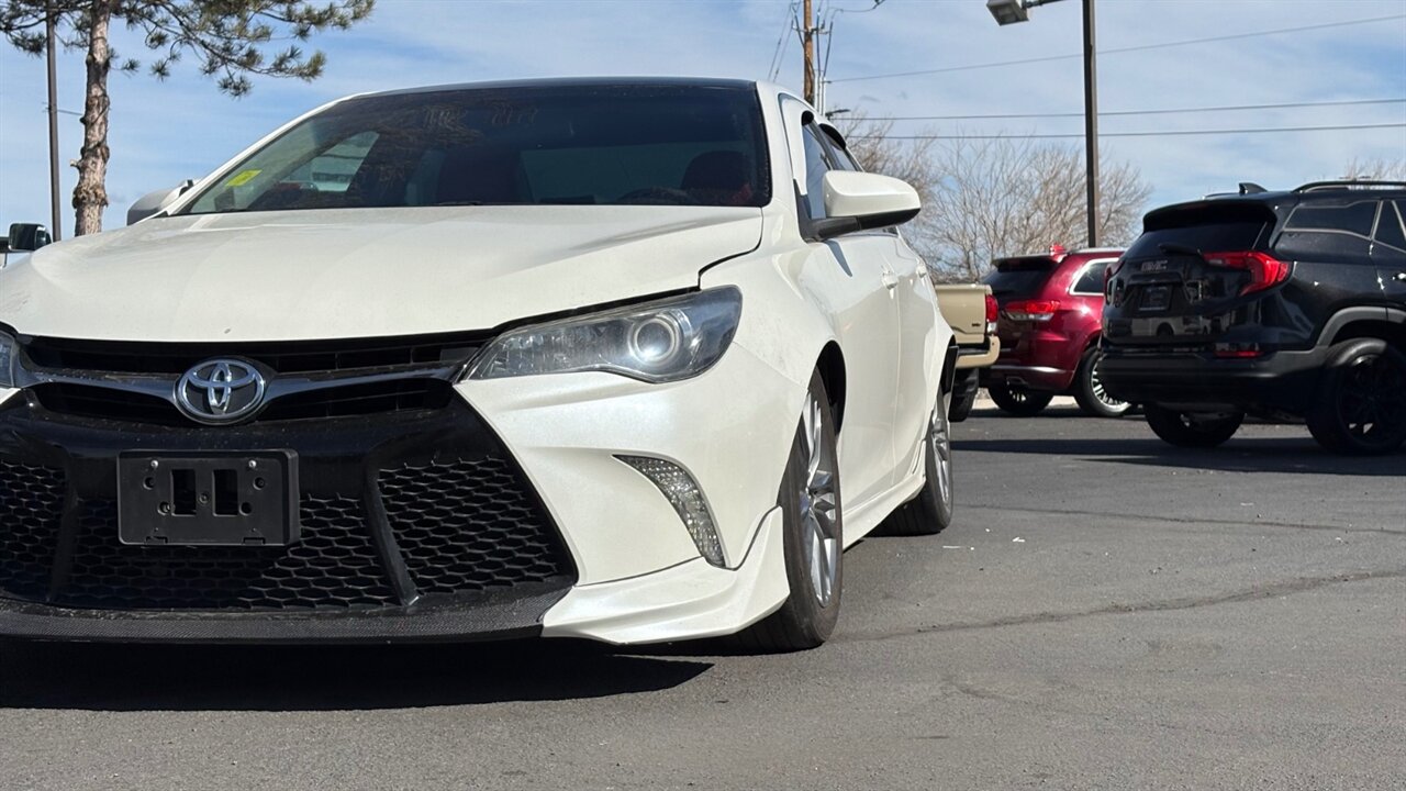 2017 Toyota Camry SE   - Photo 8 - Reno, NV 89511