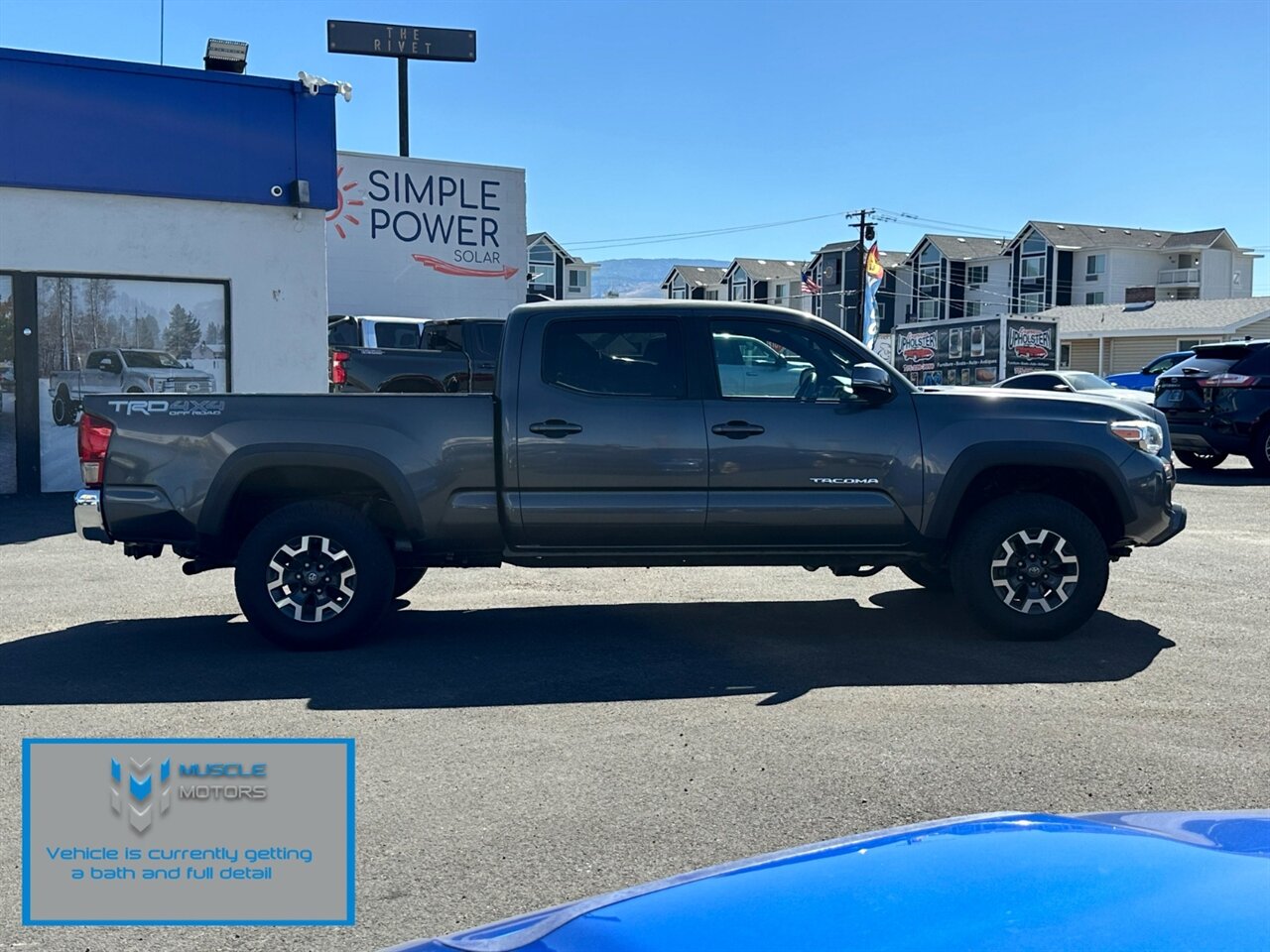 2017 Toyota Tacoma TRD Off-Road V6 - Photo 5 - Reno, NV 89511
