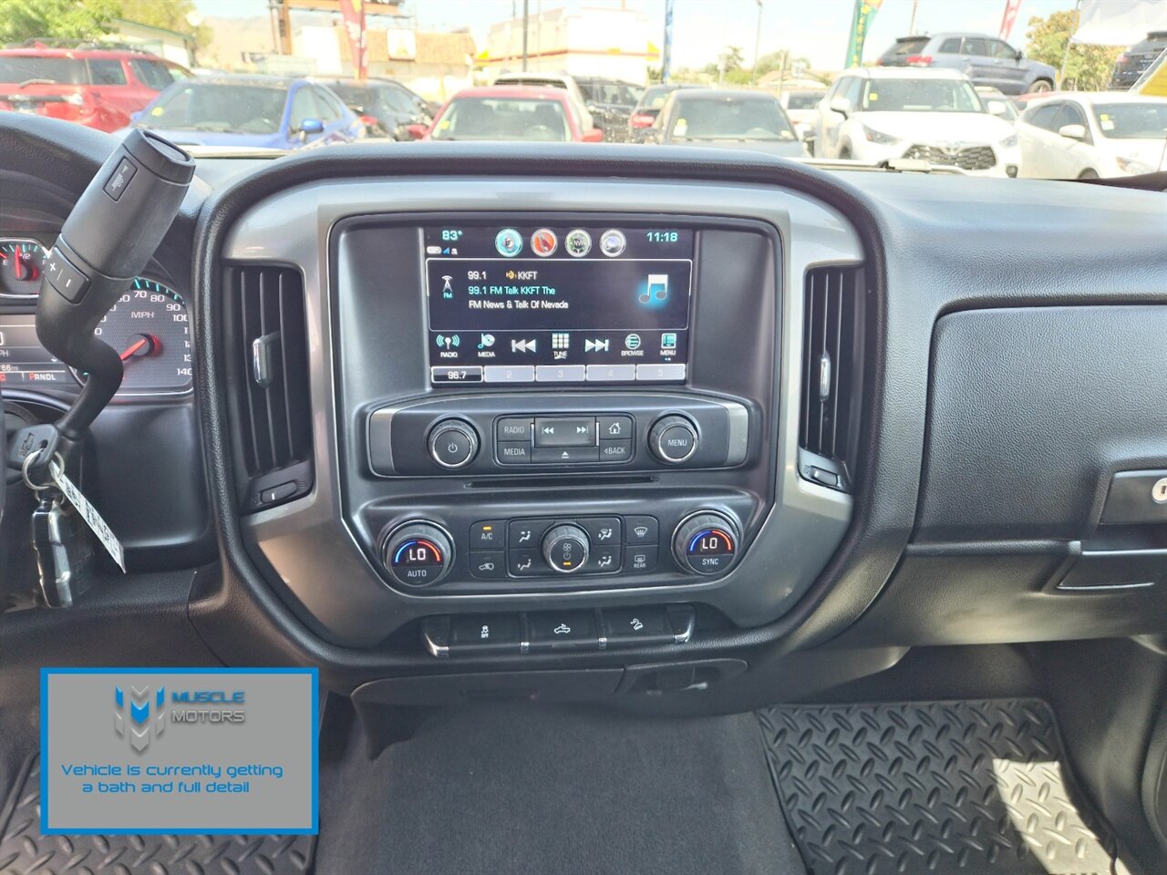 2018 Chevrolet Silverado 1500 LT LT2 - Photo 12 - Reno, NV 89511