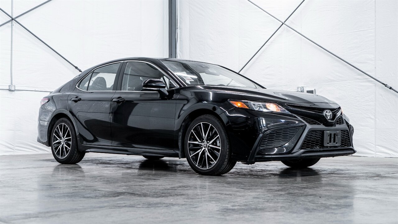 2022 Toyota Camry SE   - Photo 1 - Reno, NV 89511