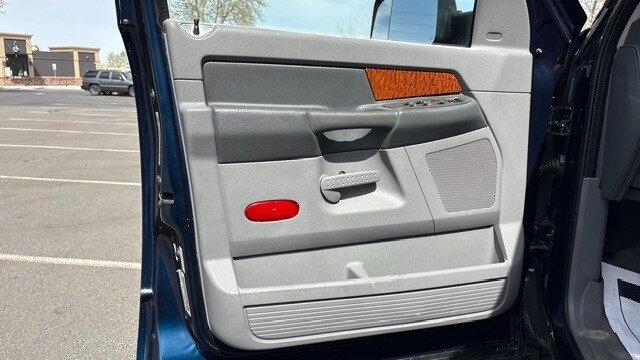 2006 Dodge Ram 2500 SLT   - Photo 34 - Reno, NV 89511