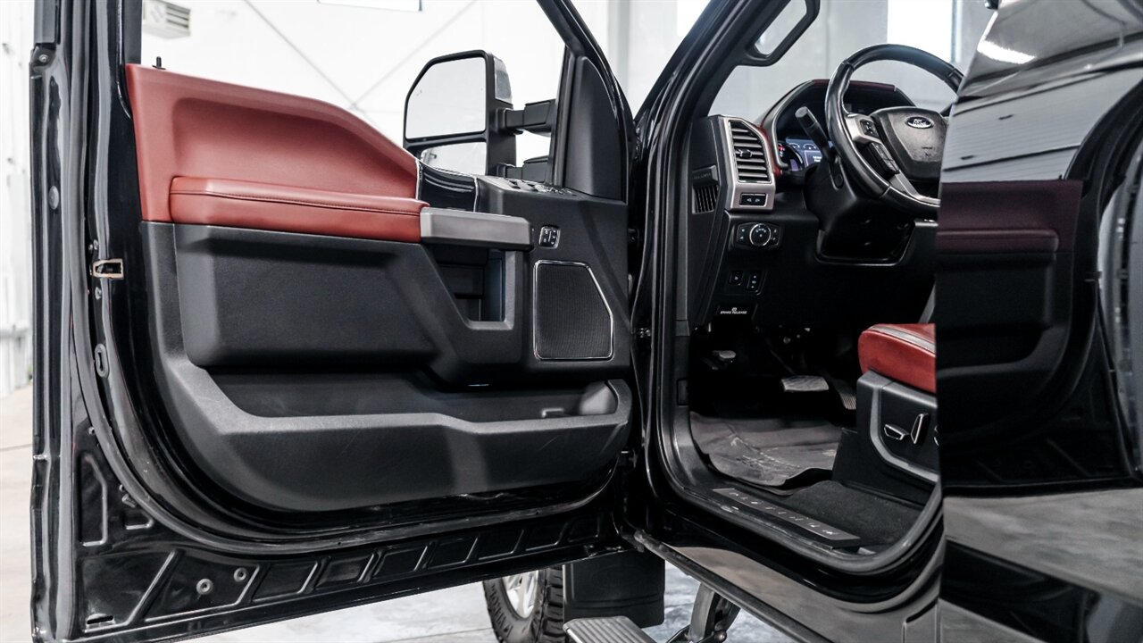 2021 Ford F-350 Super Duty Platinum   - Photo 26 - Reno, NV 89511