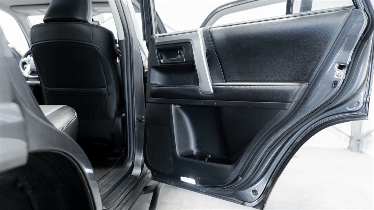 2016 Toyota 4Runner SR5 Premium   - Photo 40 - Reno, NV 89511