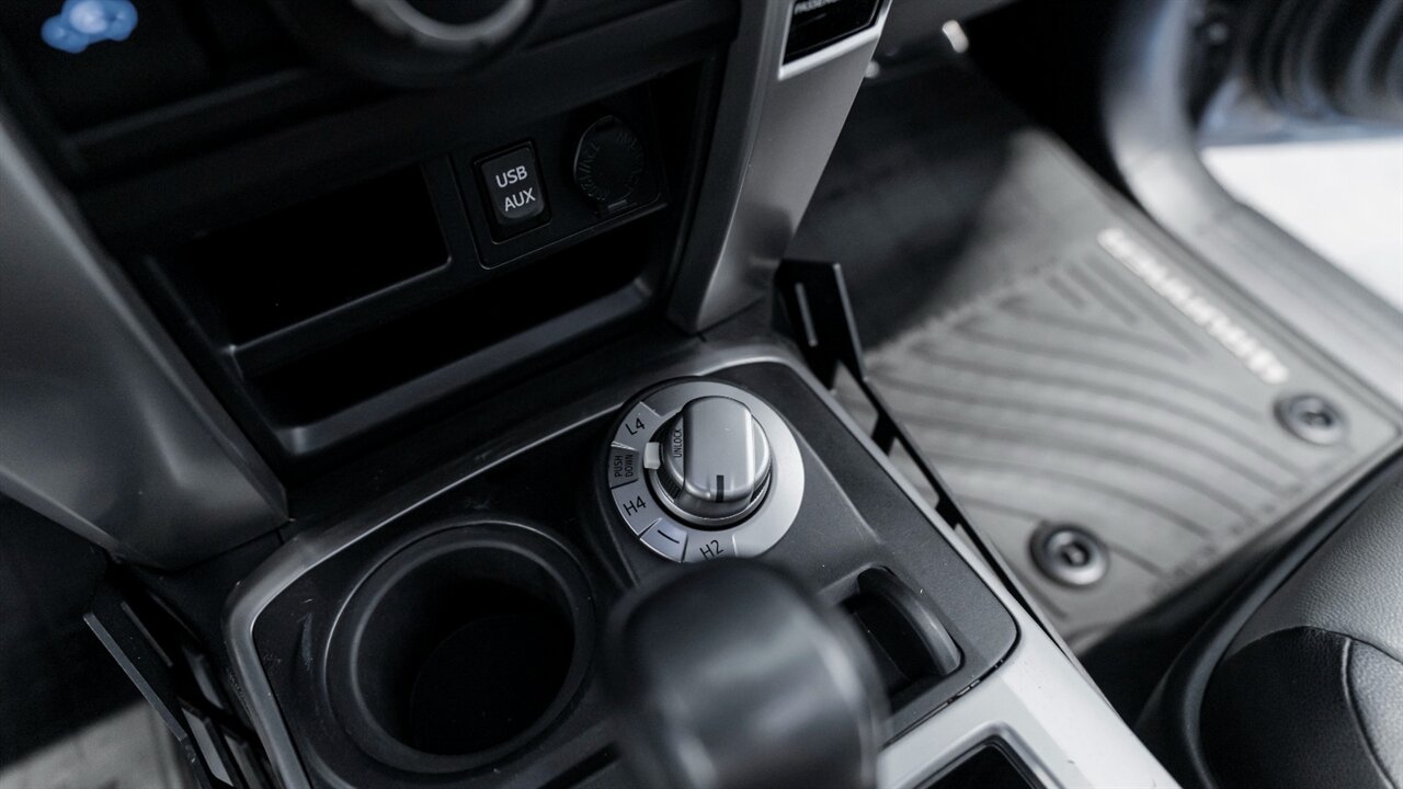 2016 Toyota 4Runner SR5 Premium   - Photo 35 - Reno, NV 89511