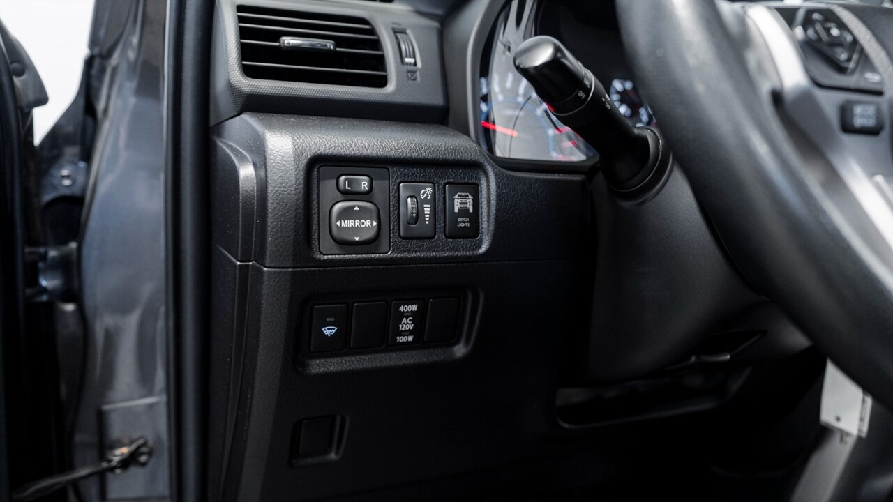 2016 Toyota 4Runner SR5 Premium   - Photo 25 - Reno, NV 89511