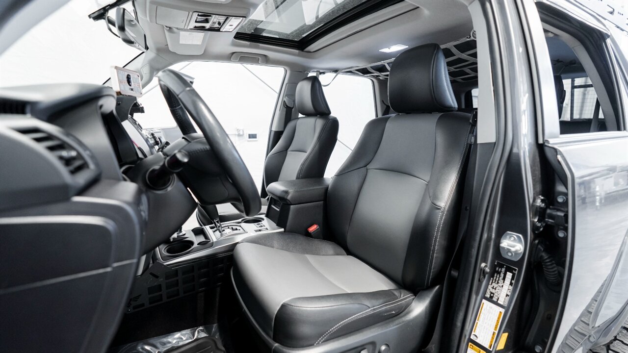 2016 Toyota 4Runner SR5 Premium   - Photo 16 - Reno, NV 89511