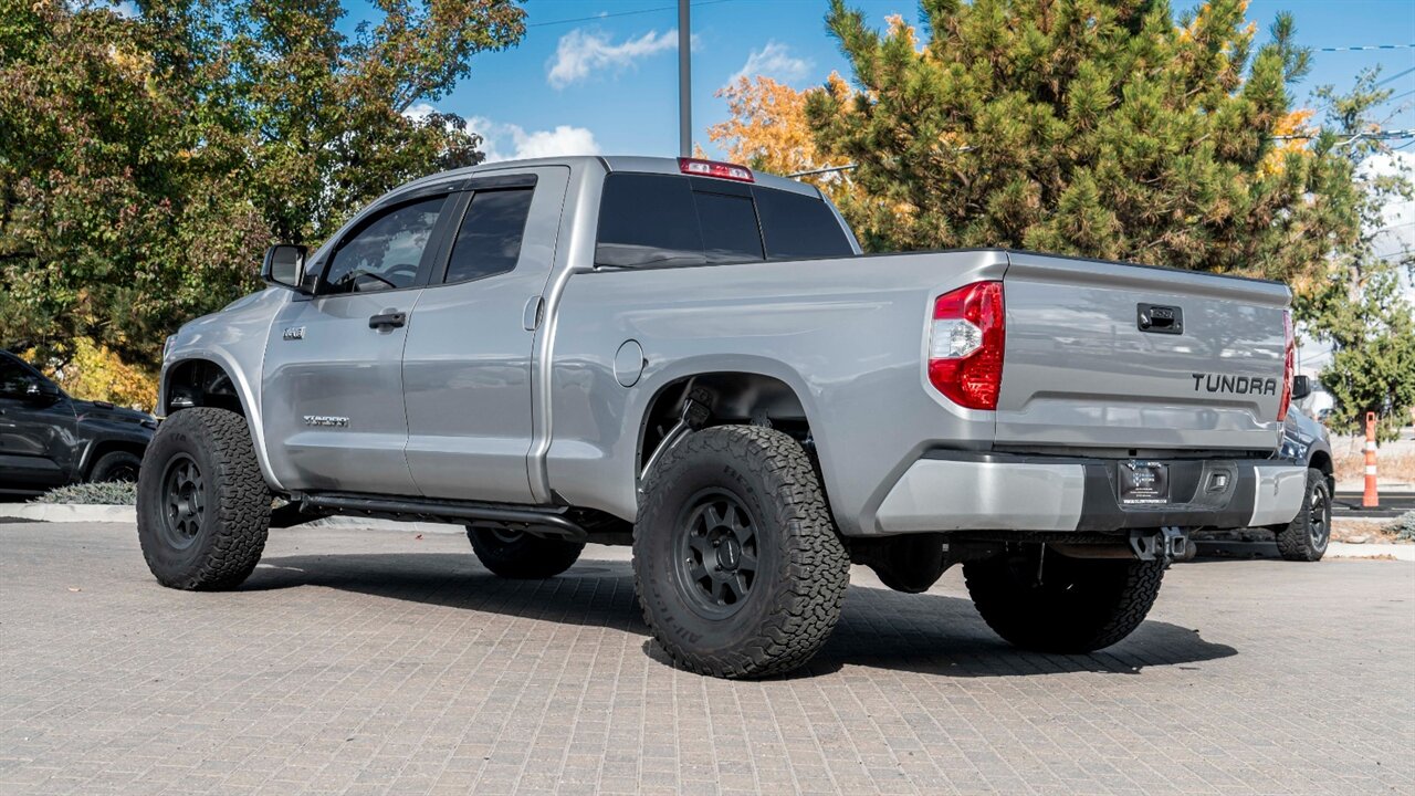 2018 Toyota Tundra SR5   - Photo 2 - Reno, NV 89511