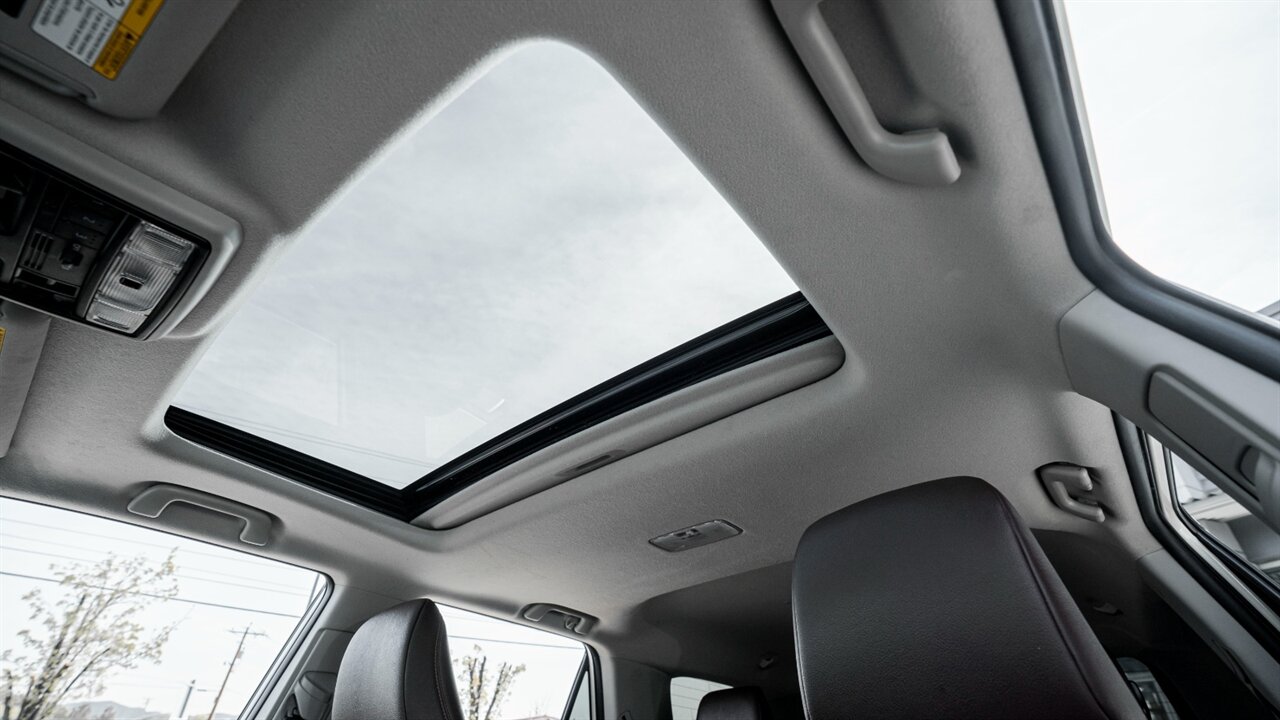 2020 Toyota 4Runner Limited   - Photo 13 - Reno, NV 89511