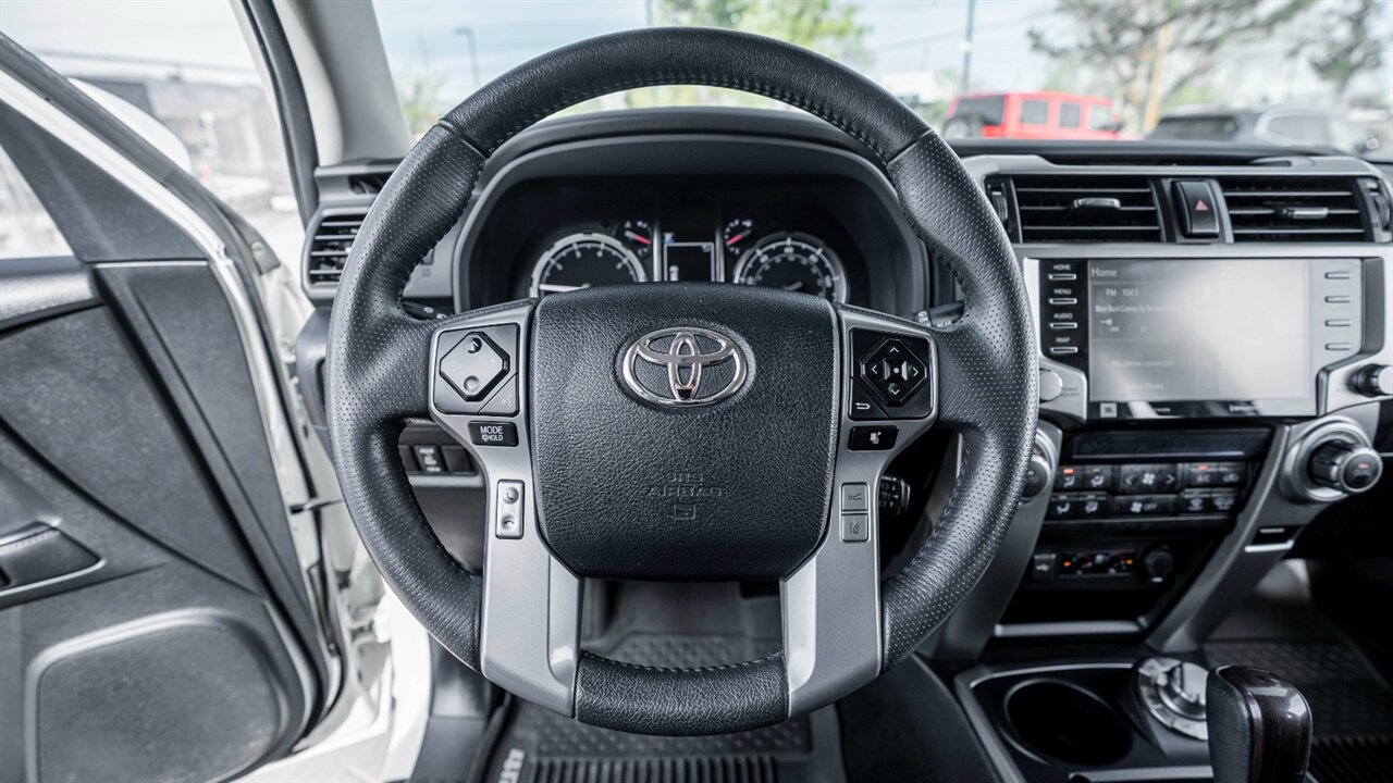 2020 Toyota 4Runner Limited   - Photo 24 - Reno, NV 89511