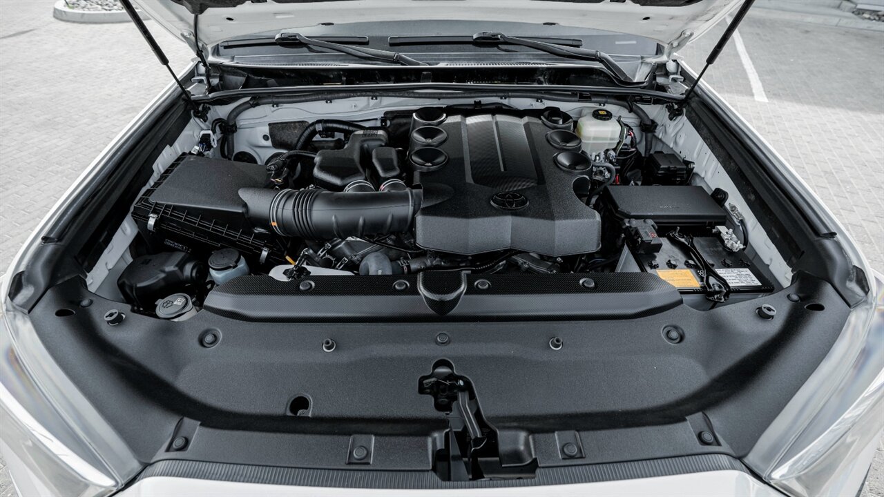 2020 Toyota 4Runner Limited   - Photo 40 - Reno, NV 89511