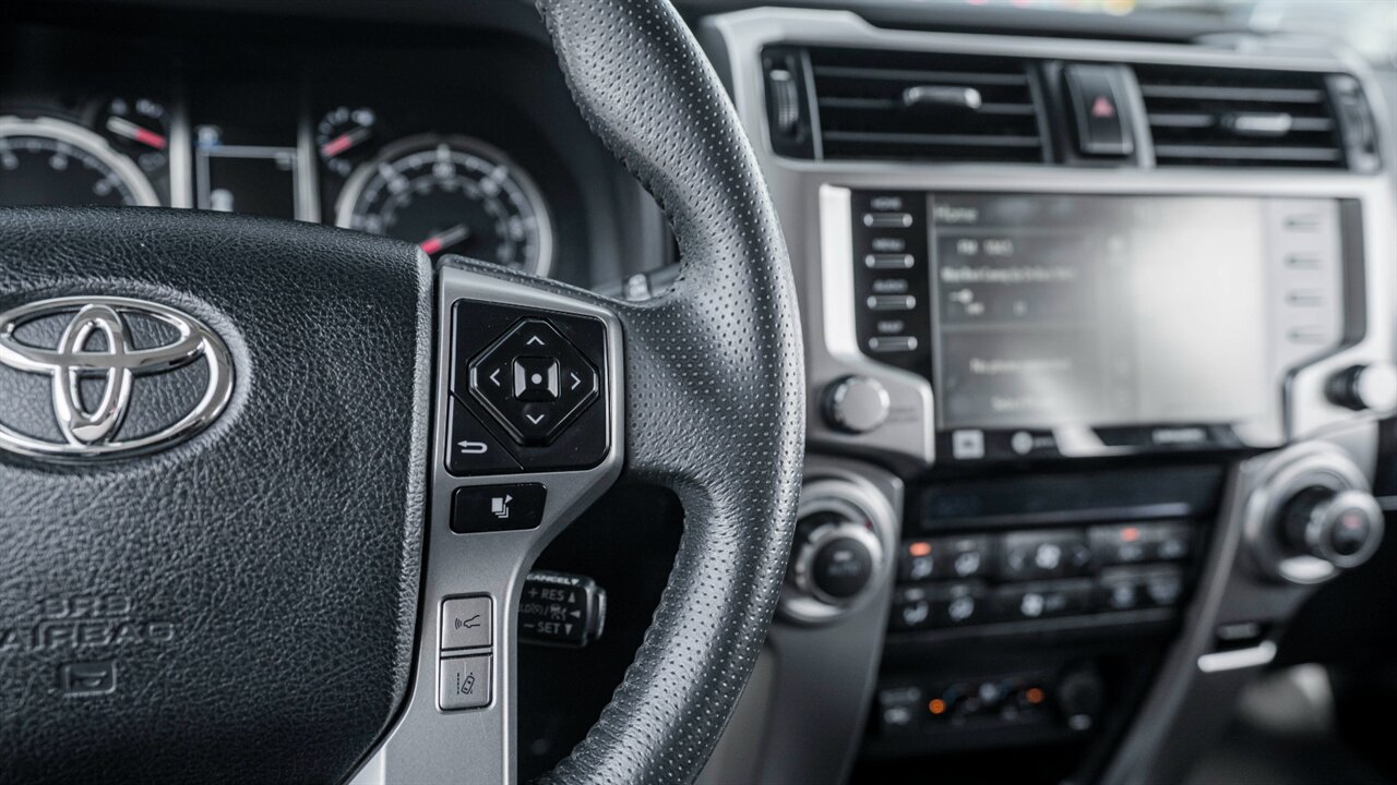 2020 Toyota 4Runner Limited   - Photo 26 - Reno, NV 89511