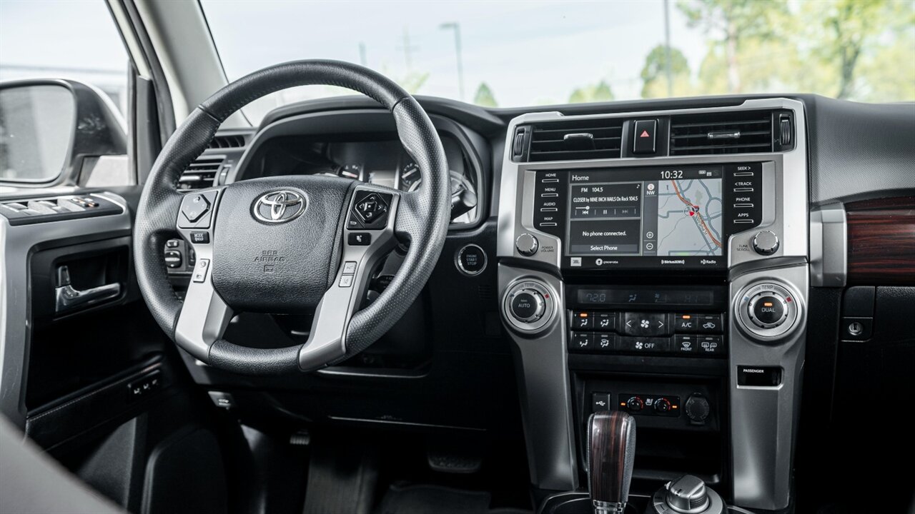 2020 Toyota 4Runner Limited   - Photo 16 - Reno, NV 89511