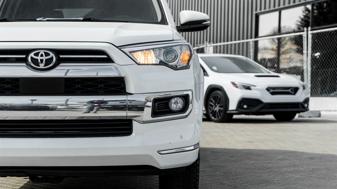 2020 Toyota 4Runner Limited   - Photo 9 - Reno, NV 89511