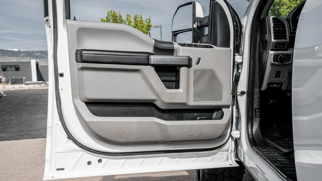 2019 Ford F-250 Super Duty XLT   - Photo 18 - Reno, NV 89502