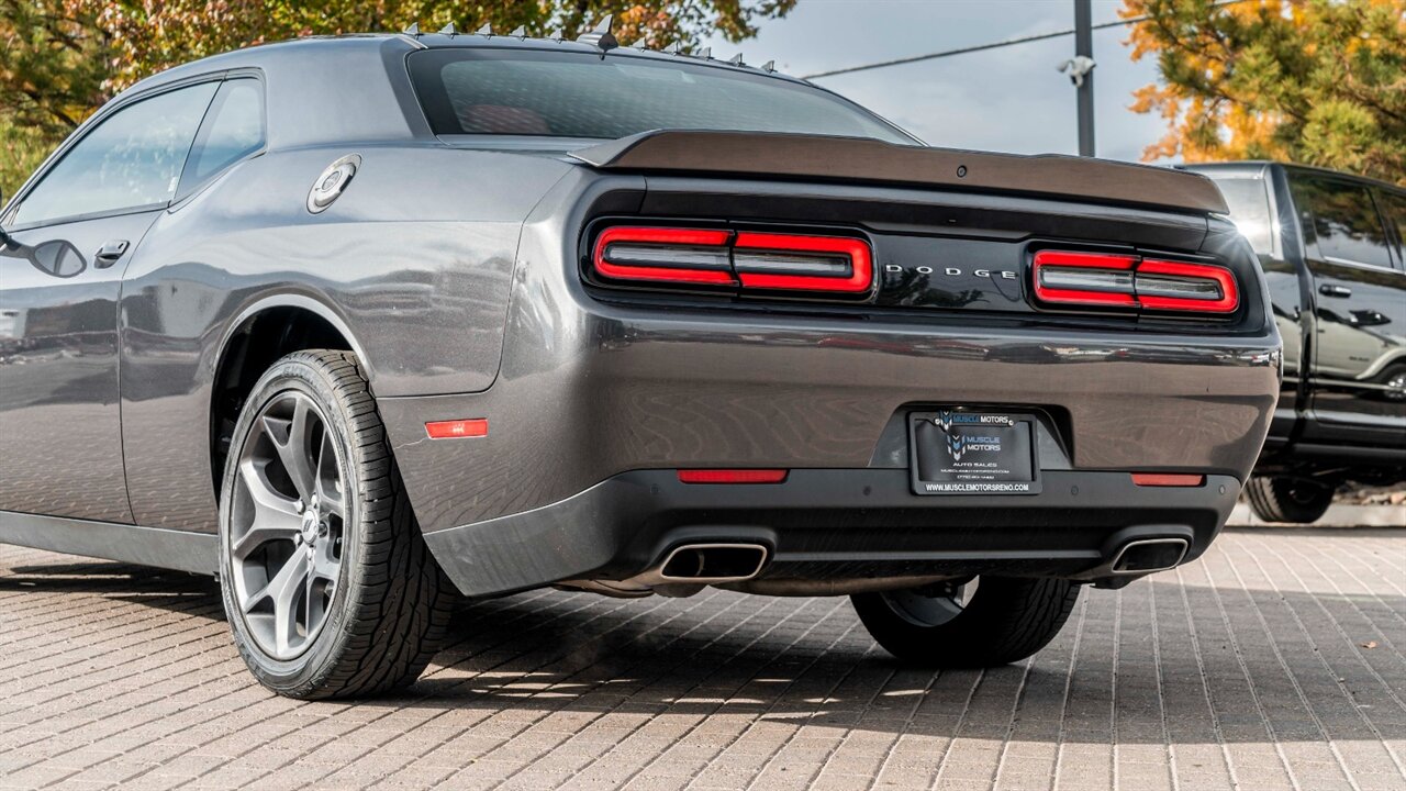 2018 Dodge Challenger SXT Plus   - Photo 14 - Reno, NV 89511