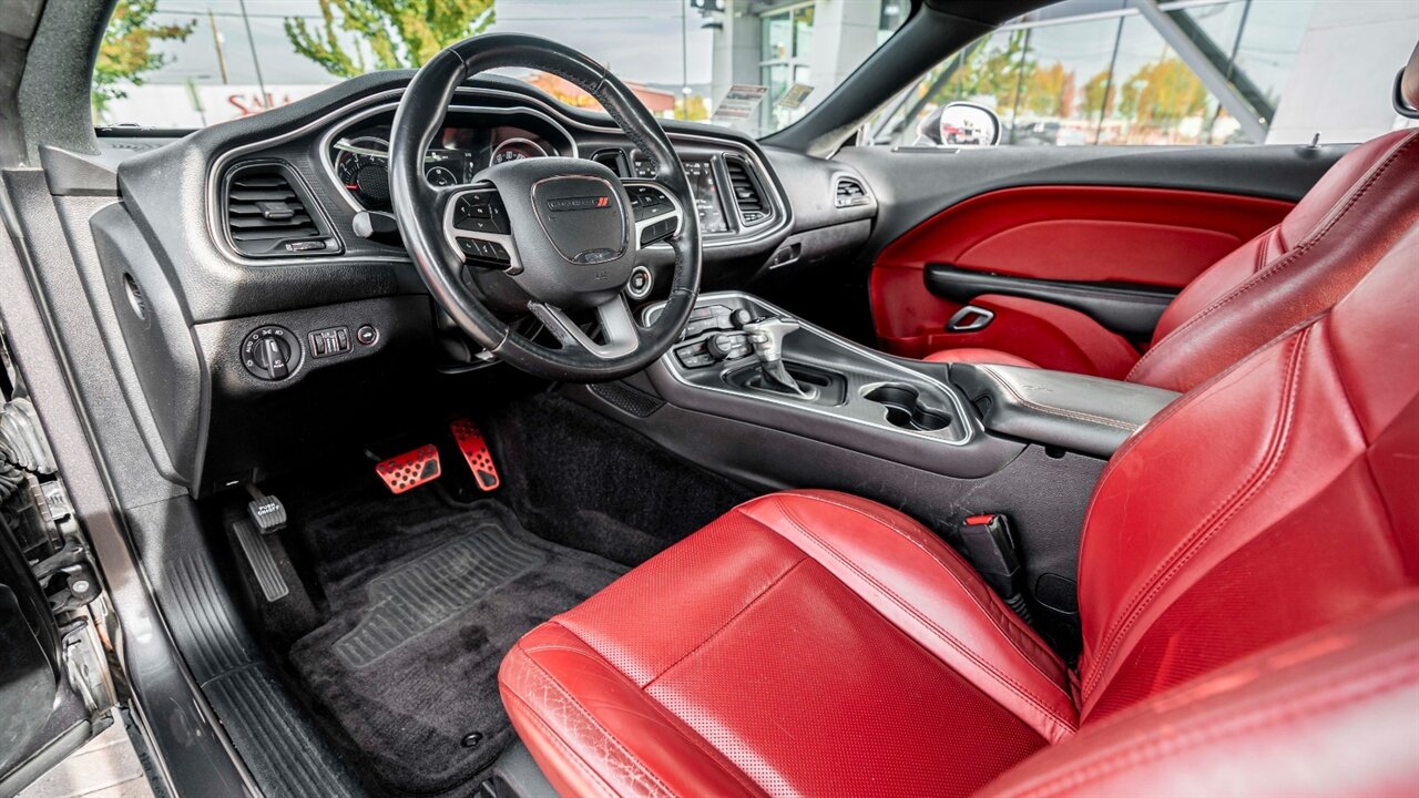 2018 Dodge Challenger SXT Plus   - Photo 16 - Reno, NV 89511