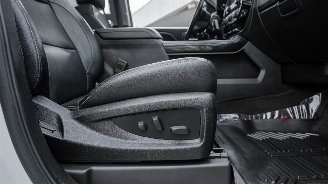 2018 Chevrolet Silverado 1500 LTZ 2LZ BLACK WIDOW - Photo 38 - Reno, NV 89511