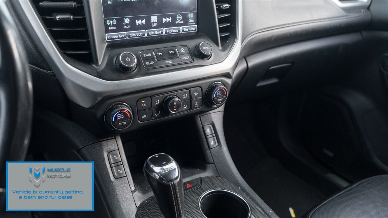 2018 GMC Acadia SLT-2 - Photo 12 - Reno, NV 89511