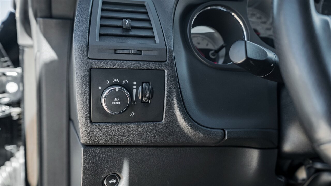 2014 Dodge Challenger SRT8 - Photo 24 - Reno, NV 89511