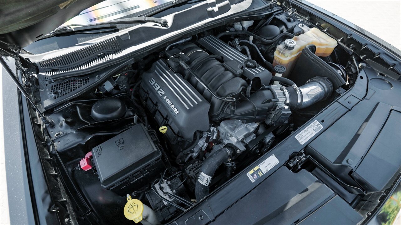 2014 Dodge Challenger SRT8 - Photo 15 - Reno, NV 89511