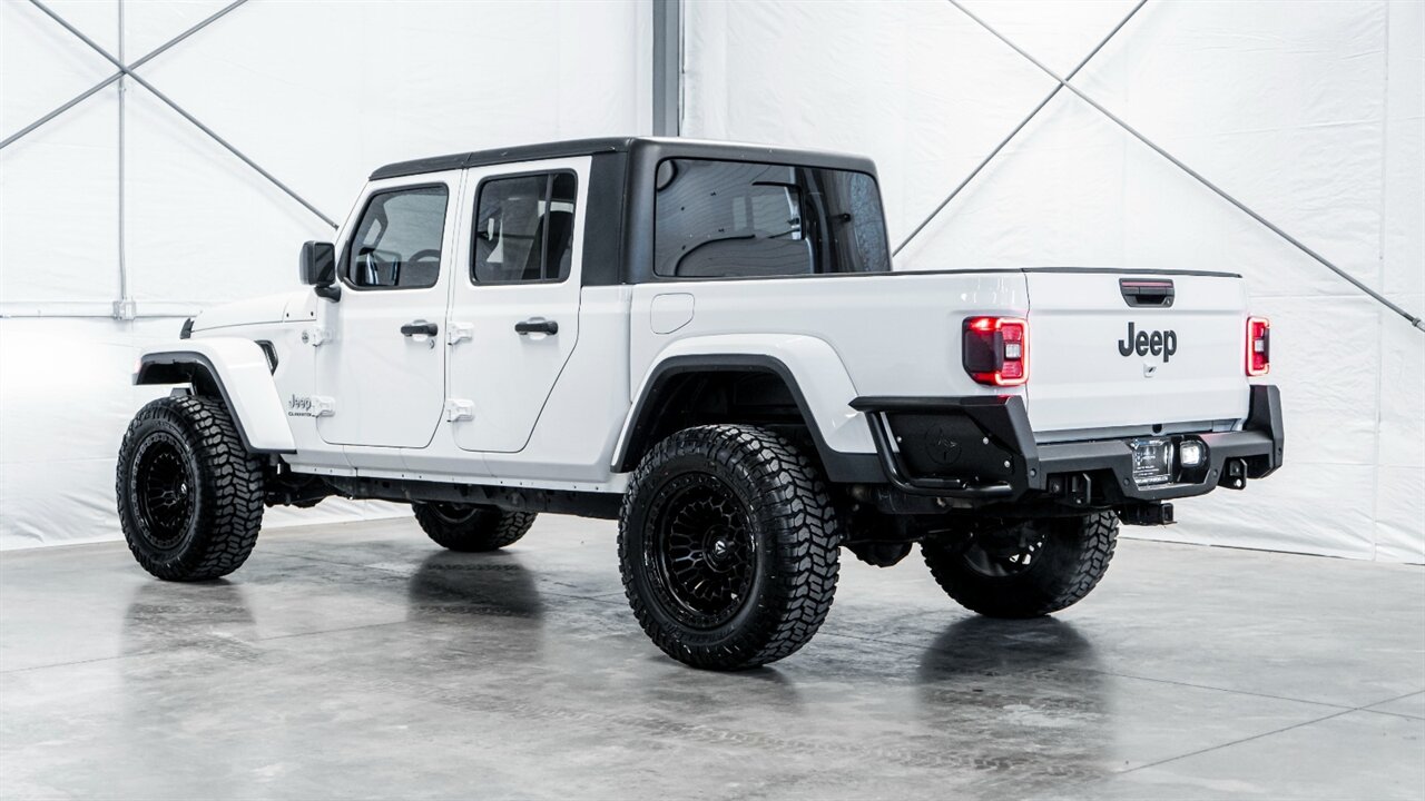 2020 Jeep Gladiator Overland   - Photo 2 - Reno, NV 89511