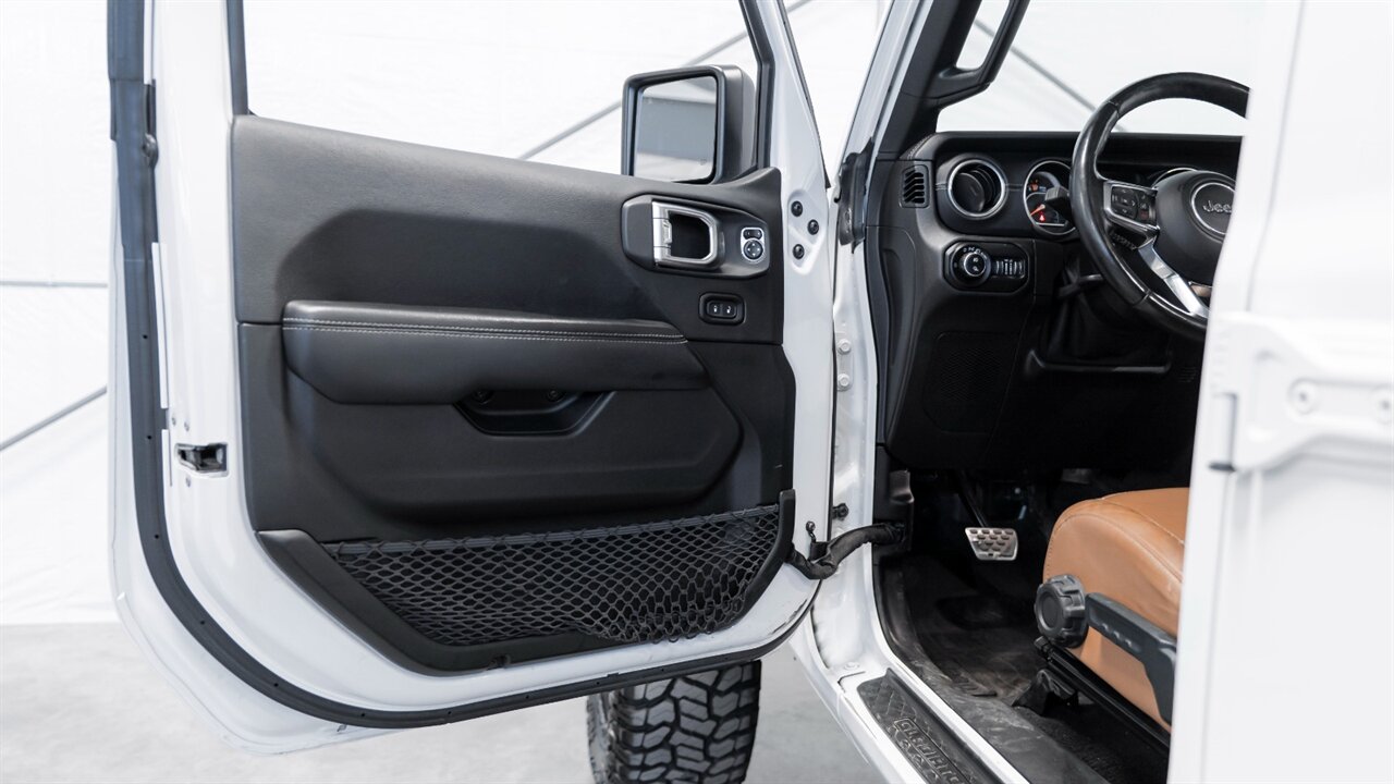 2020 Jeep Gladiator Overland   - Photo 20 - Reno, NV 89511