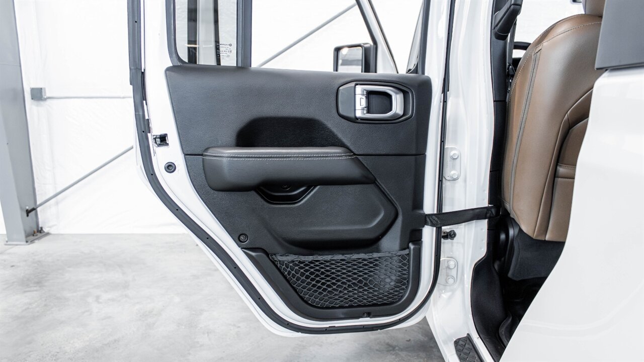 2020 Jeep Gladiator Overland   - Photo 21 - Reno, NV 89511