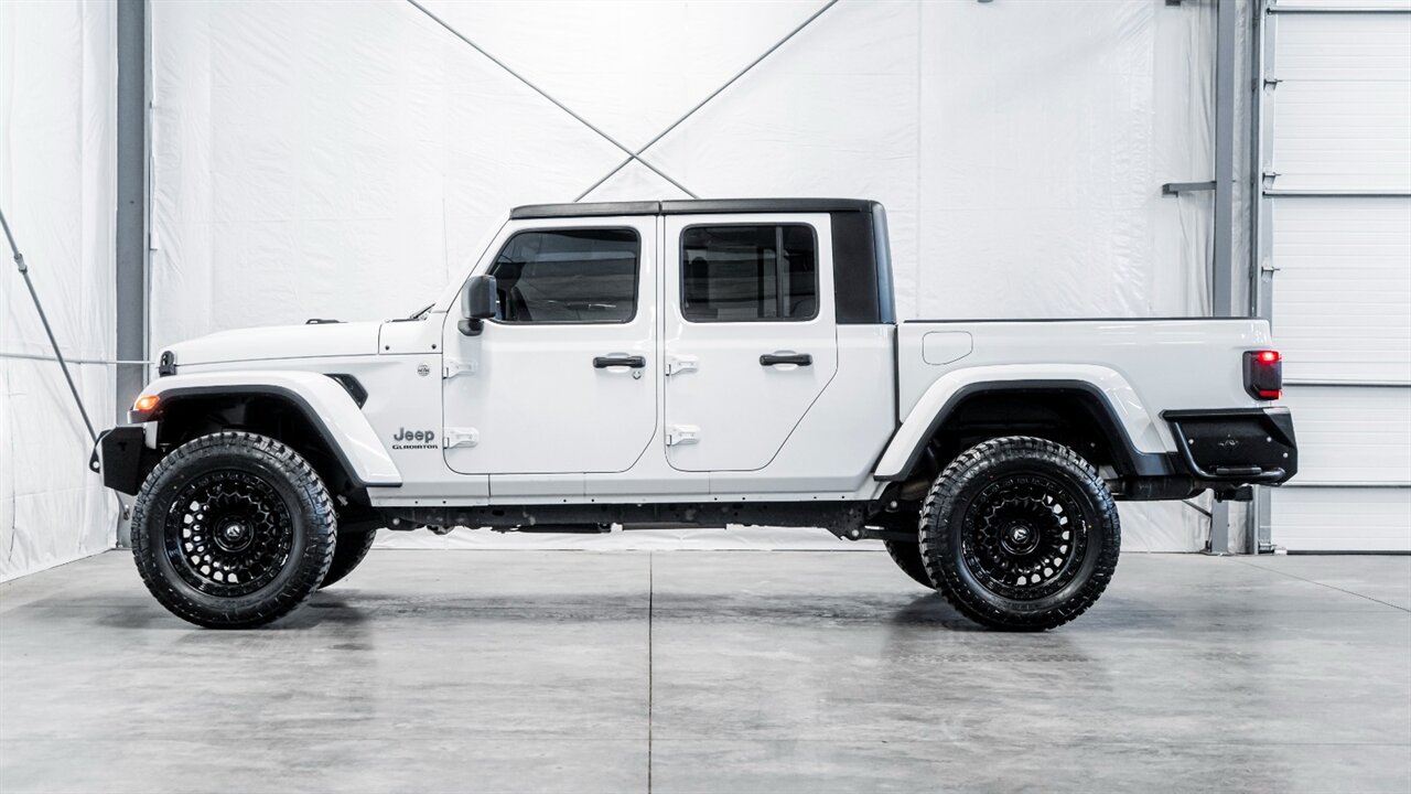 2020 Jeep Gladiator Overland   - Photo 3 - Reno, NV 89511