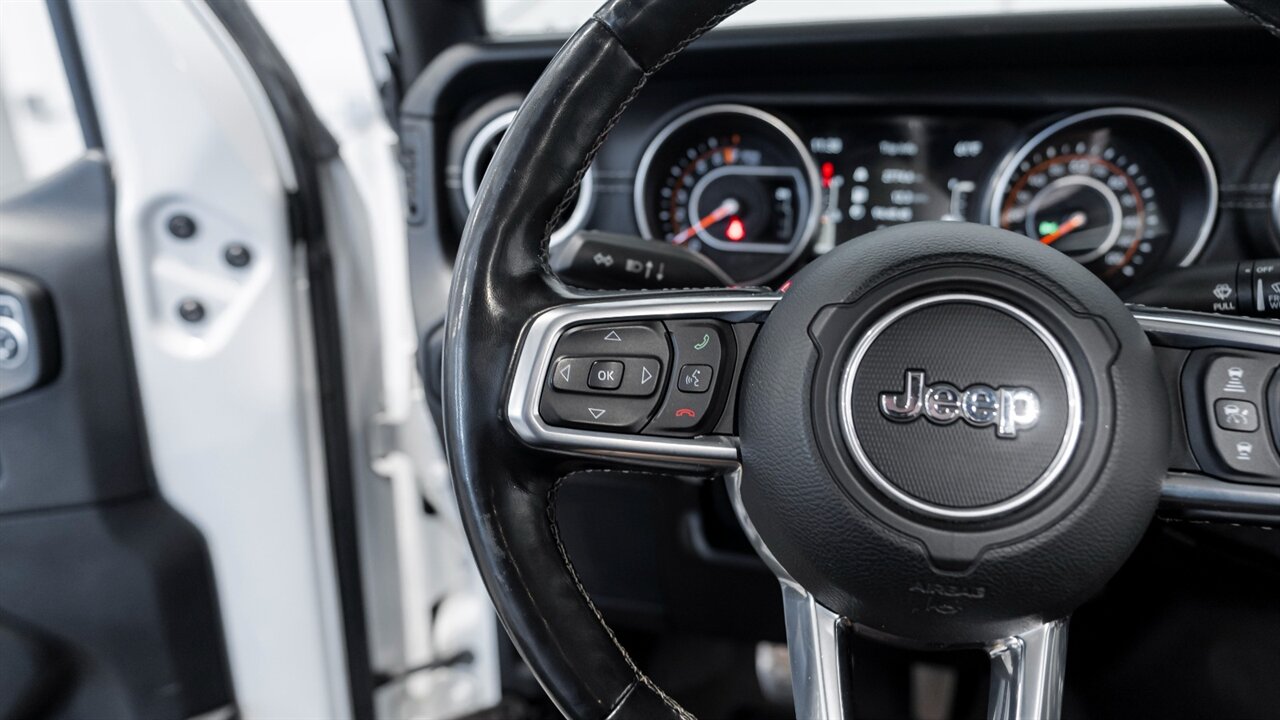 2020 Jeep Gladiator Overland   - Photo 24 - Reno, NV 89511