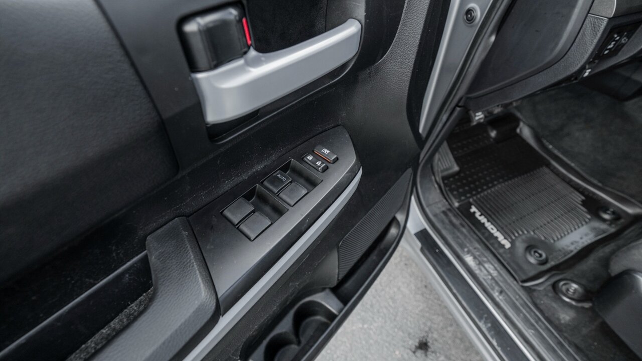 2019 Toyota Tundra SR5   - Photo 20 - Reno, NV 89511