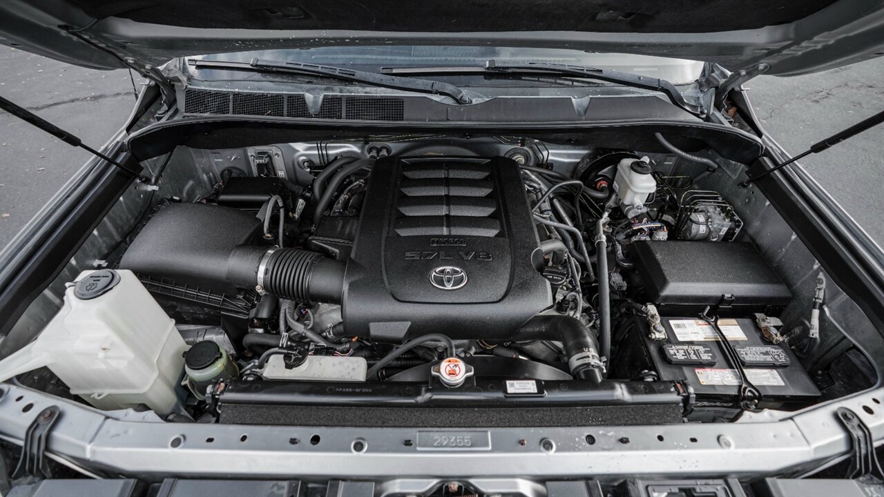 2019 Toyota Tundra SR5   - Photo 34 - Reno, NV 89511