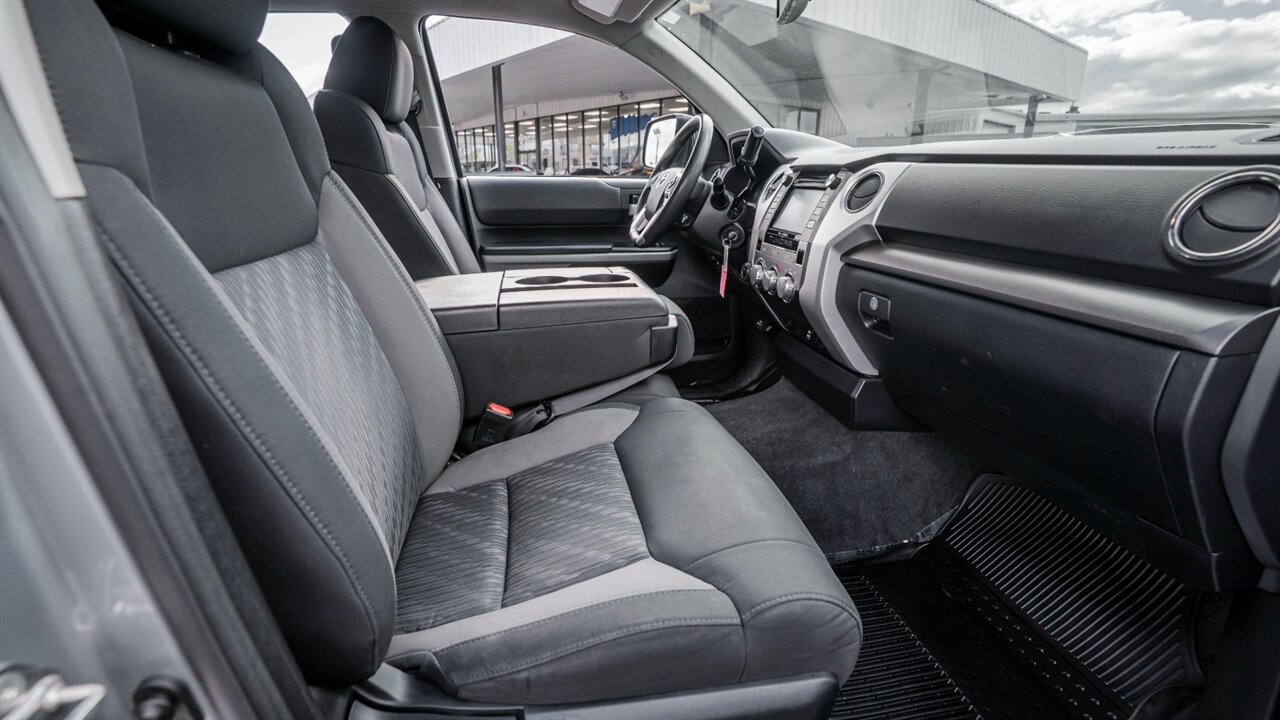 2019 Toyota Tundra SR5   - Photo 18 - Reno, NV 89511