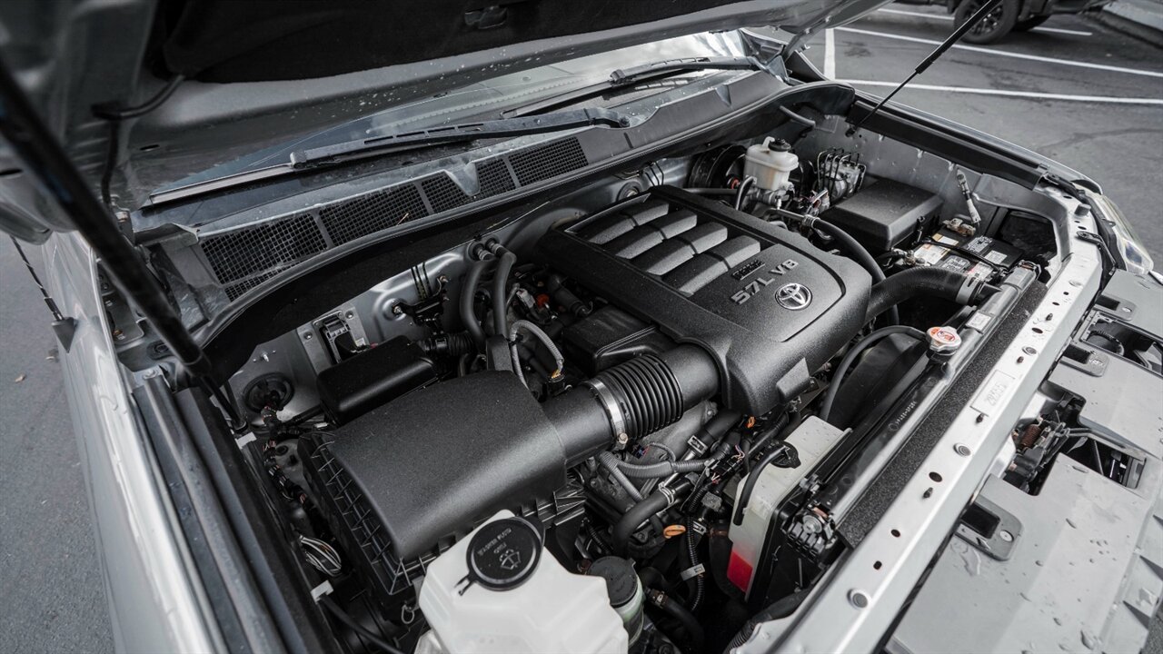 2019 Toyota Tundra SR5   - Photo 33 - Reno, NV 89511